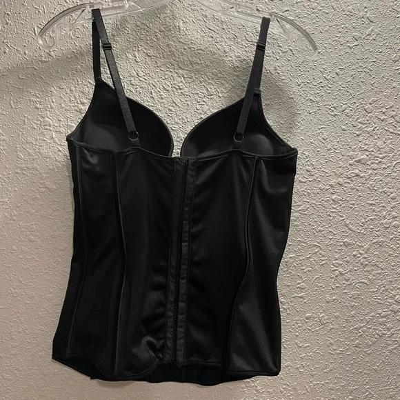 Coquette Corset - Picture 2 of 4